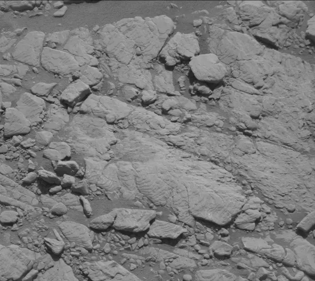 Sol 2601: Mast Camera (Mastcam)