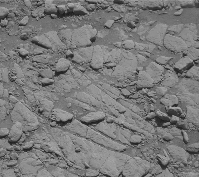 Sol 2601: Mast Camera (Mastcam)
