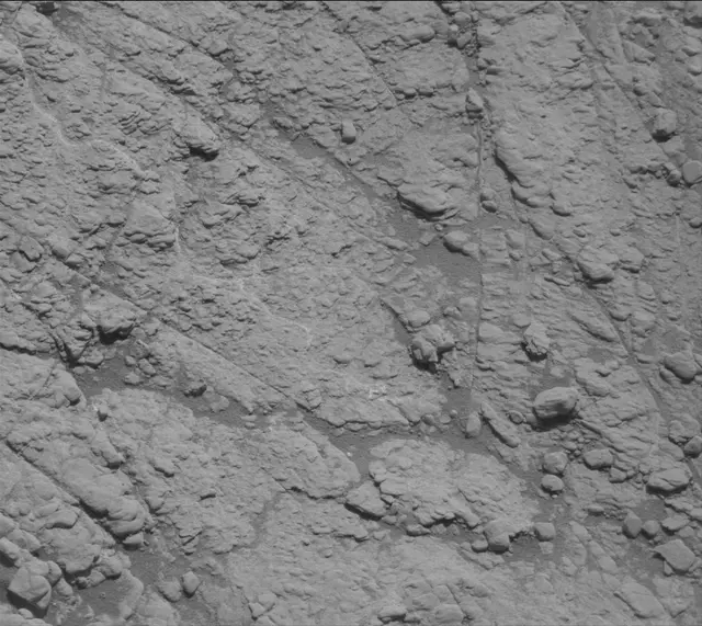 Sol 2601: Mast Camera (Mastcam)