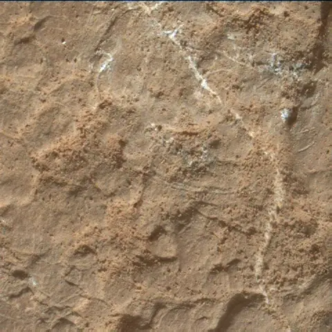 Sol 2601: Mars Hand Lens Imager (MAHLI)