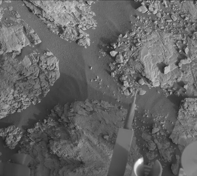 Sol 2602: Mast Camera (Mastcam)