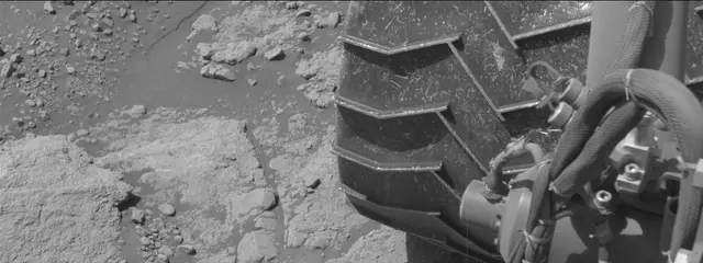 Sol 2602: Mast Camera (Mastcam)