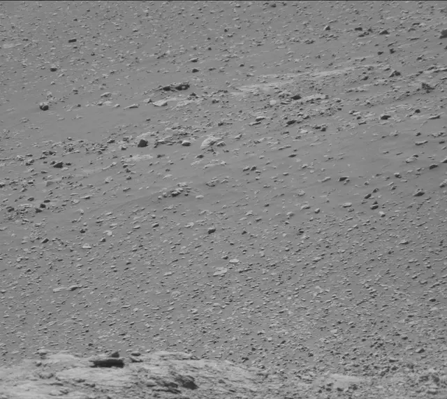 Sol 2602: Mast Camera (Mastcam)