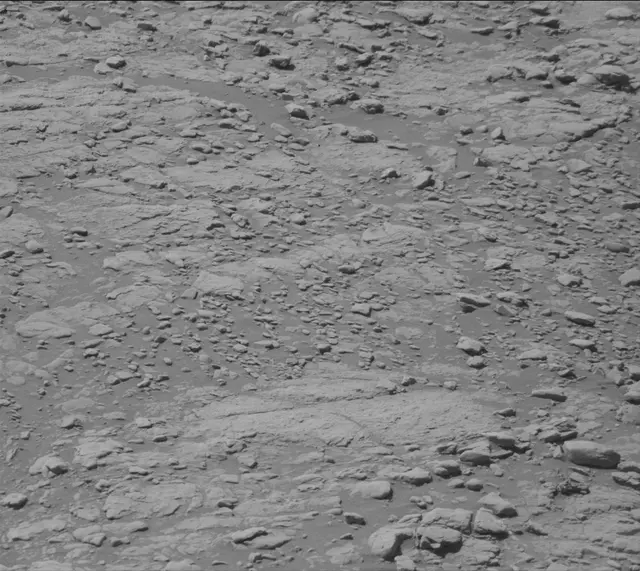 Sol 2602: Mast Camera (Mastcam)