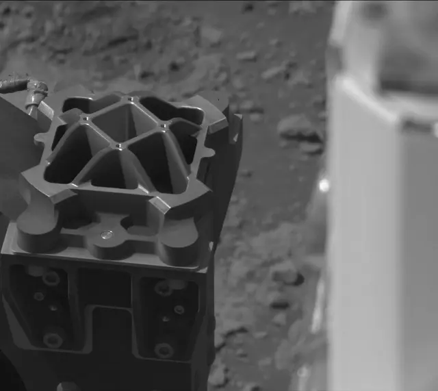 Sol 2602: Mast Camera (Mastcam)