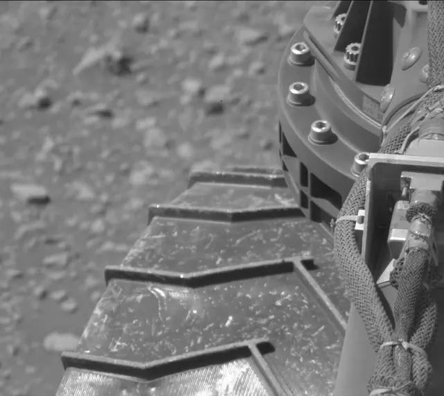 Sol 2602: Mast Camera (Mastcam)