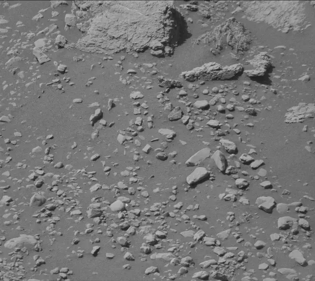 Sol 2602: Mast Camera (Mastcam)