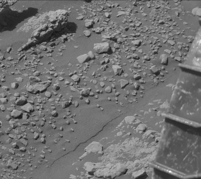 Sol 2602: Mast Camera (Mastcam)