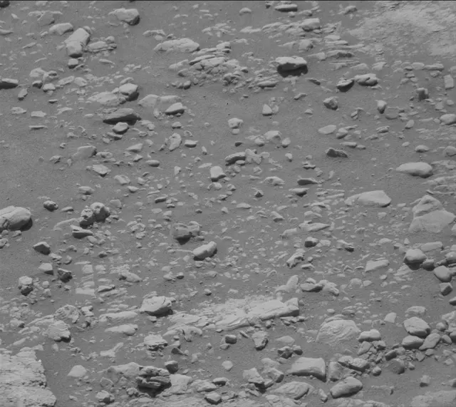 Sol 2602: Mast Camera (Mastcam)