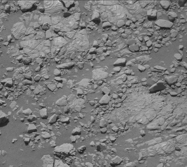 Sol 2602: Mast Camera (Mastcam)