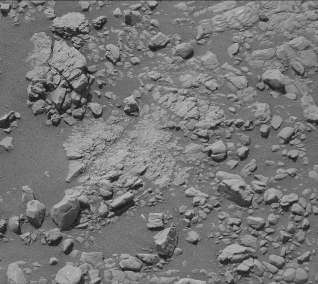 Sol 2602: Mast Camera (Mastcam)