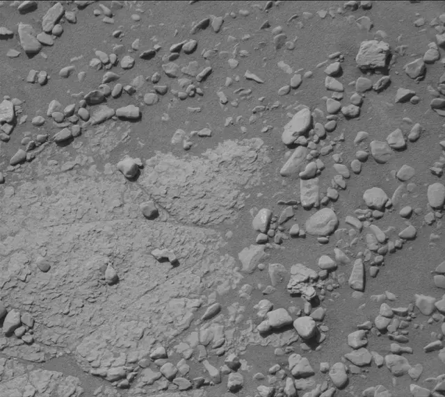 Sol 2602: Mast Camera (Mastcam)