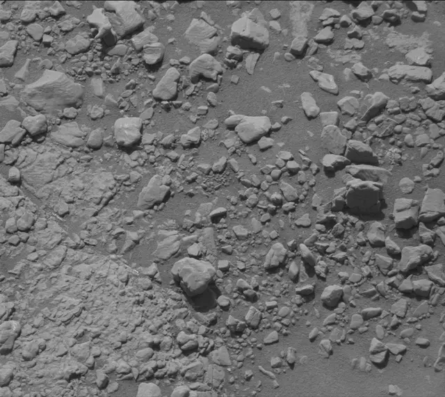 Sol 2602: Mast Camera (Mastcam)