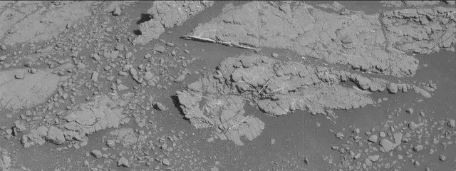Sol 2604: Mast Camera (Mastcam)
