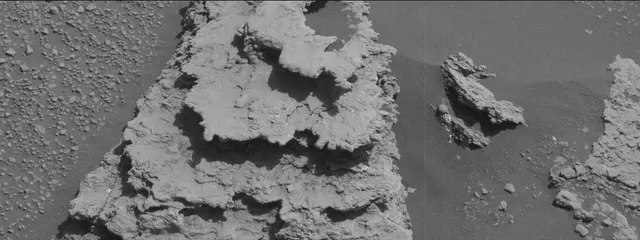 Sol 2604: Mast Camera (Mastcam)