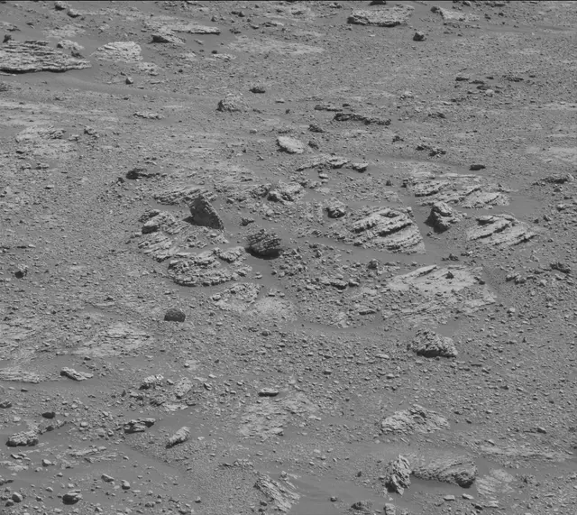 Sol 2604: Mast Camera (Mastcam)