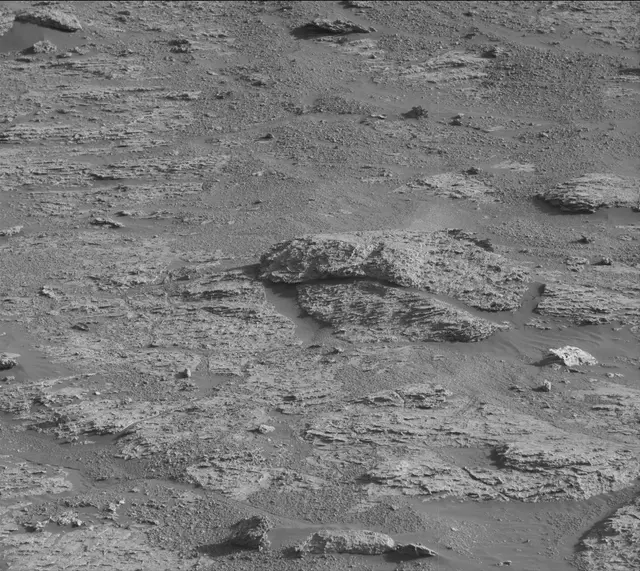 Sol 2604: Mast Camera (Mastcam)