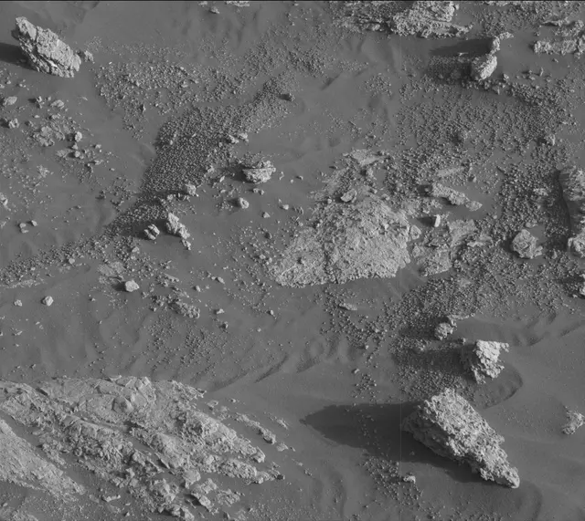 Sol 2604: Mast Camera (Mastcam)