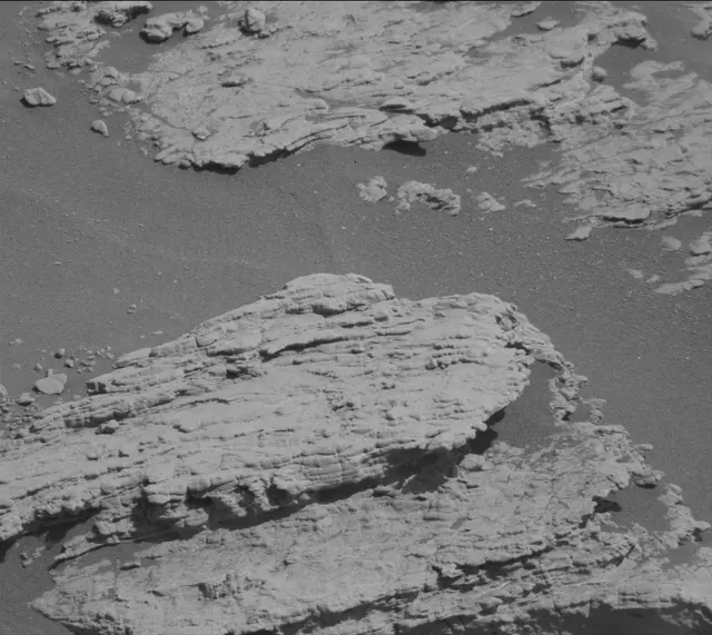Sol 2604: Mast Camera (Mastcam)