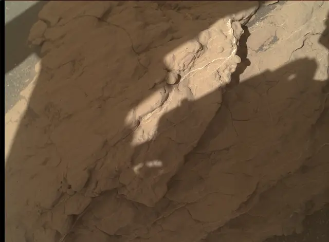 Sol 2604: Mars Hand Lens Imager (MAHLI)