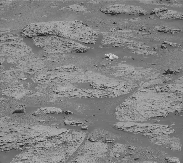 Sol 2606: Mast Camera (Mastcam)
