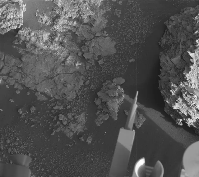Sol 2606: Mast Camera (Mastcam)