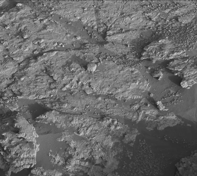 Sol 2606: Mast Camera (Mastcam)