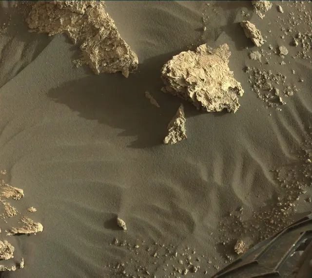 Sol 2606: Mast Camera (Mastcam)
