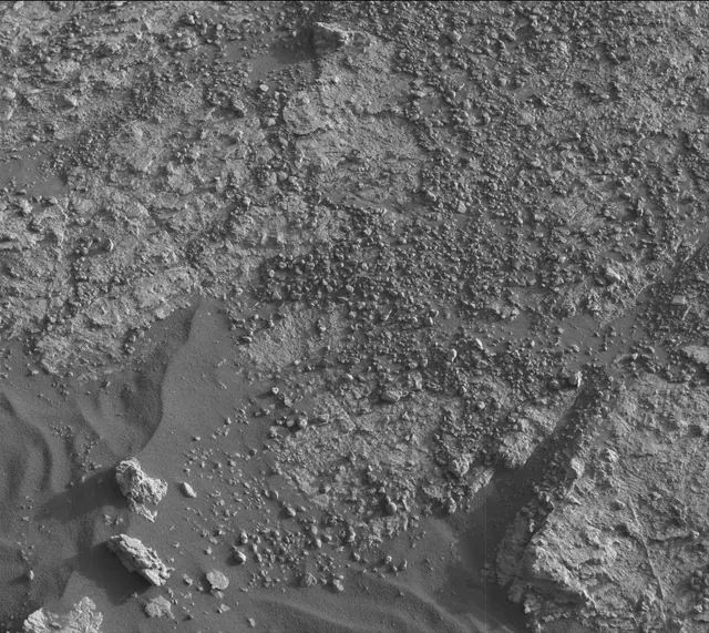 Sol 2606: Mast Camera (Mastcam)