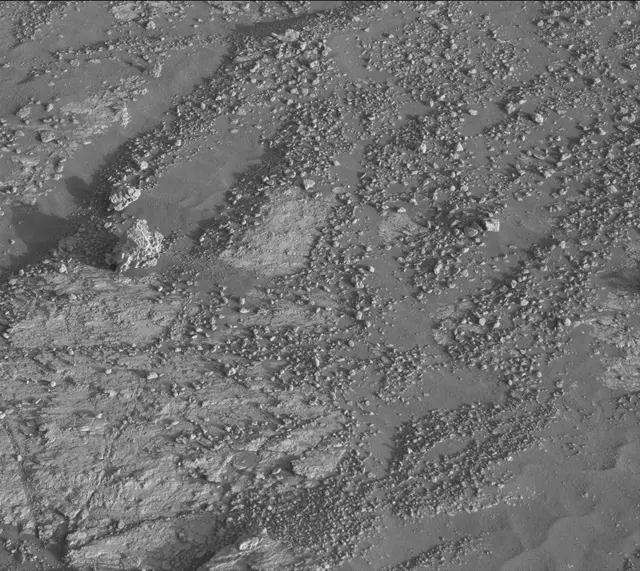 Sol 2606: Mast Camera (Mastcam)