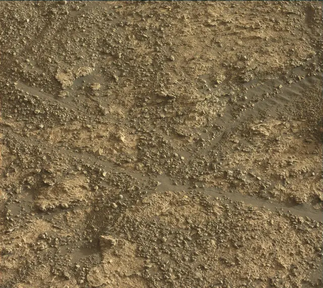 Sol 2606: Mast Camera (Mastcam)