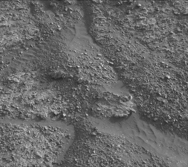 Sol 2606: Mast Camera (Mastcam)