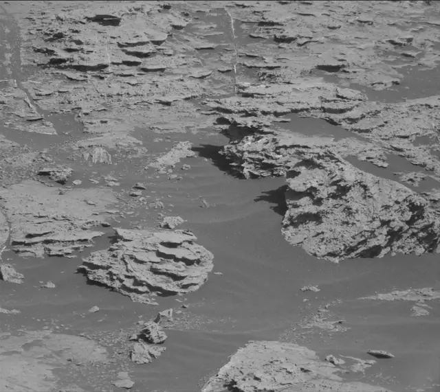 Sol 2606: Mast Camera (Mastcam)