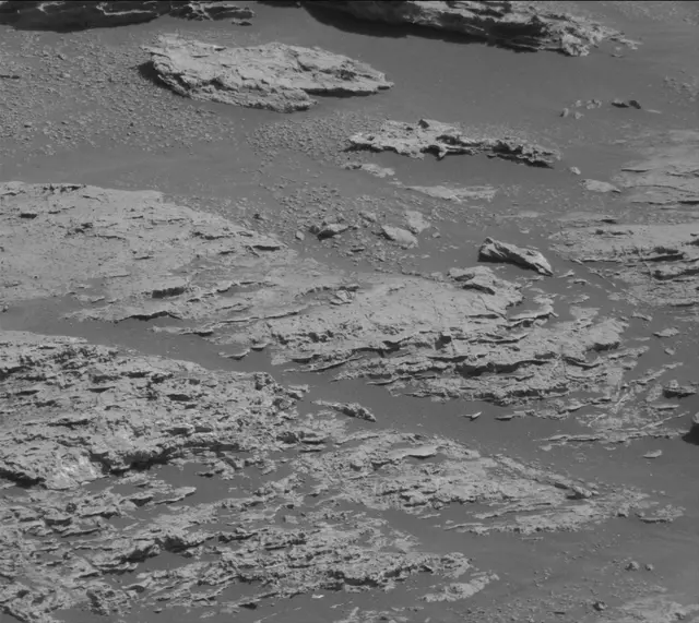 Sol 2606: Mast Camera (Mastcam)
