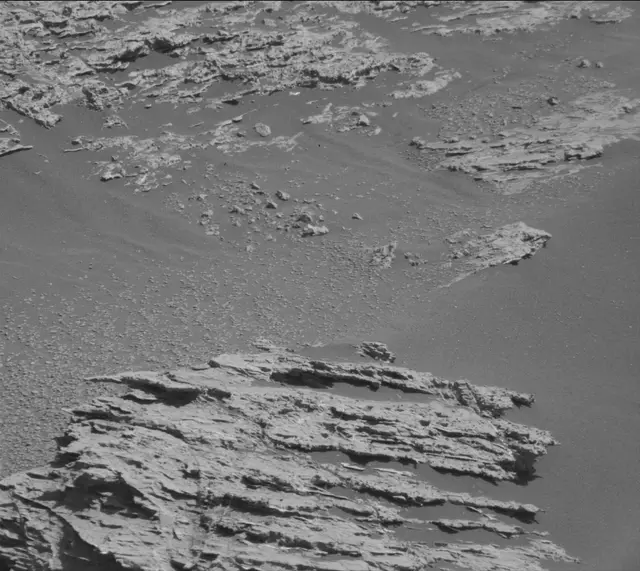 Sol 2606: Mast Camera (Mastcam)
