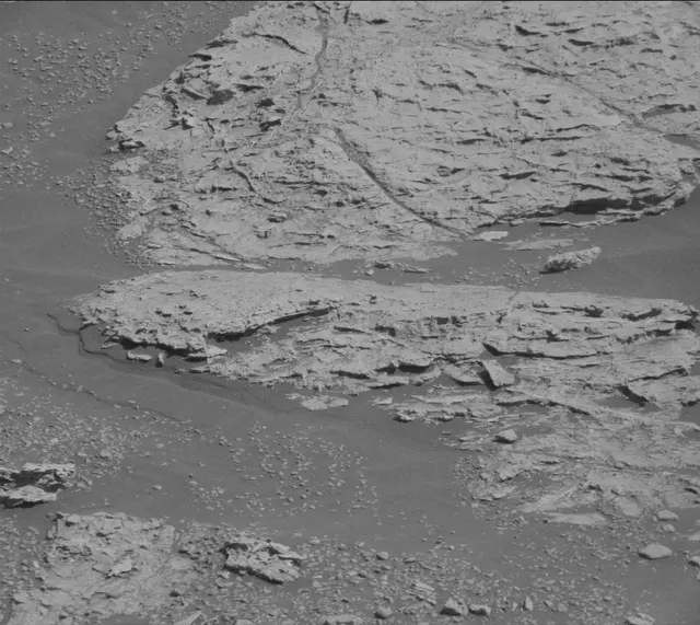 Sol 2606: Mast Camera (Mastcam)