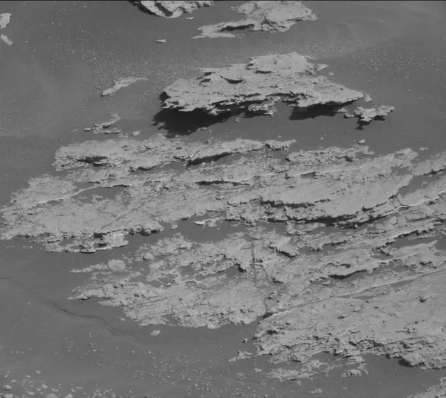 Sol 2606: Mast Camera (Mastcam)