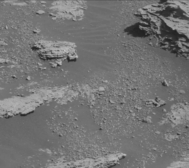 Sol 2606: Mast Camera (Mastcam)