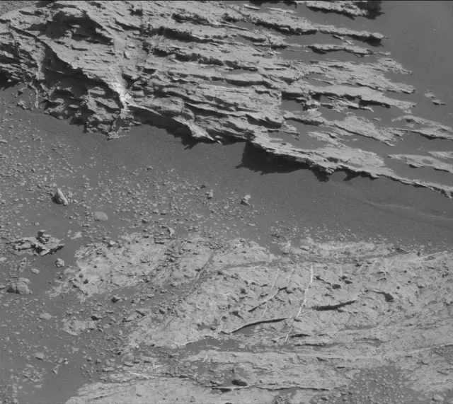 Sol 2606: Mast Camera (Mastcam)