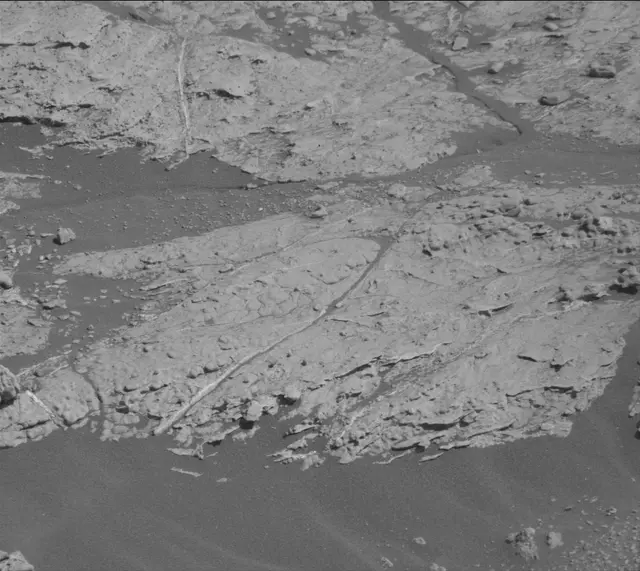Sol 2606: Mast Camera (Mastcam)