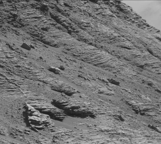 Sol 2606: Mast Camera (Mastcam)