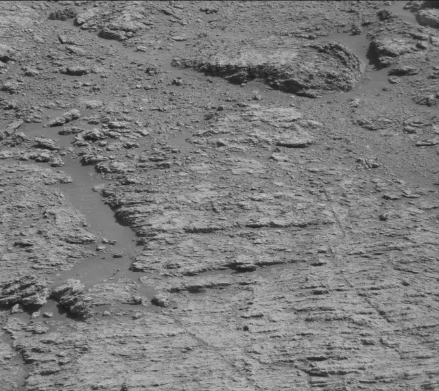 Sol 2606: Mast Camera (Mastcam)