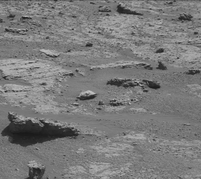 Sol 2606: Mast Camera (Mastcam)