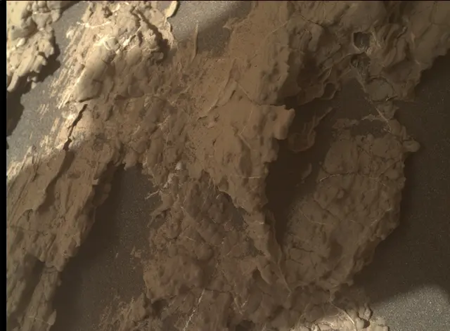 Sol 2606: Mars Hand Lens Imager (MAHLI)