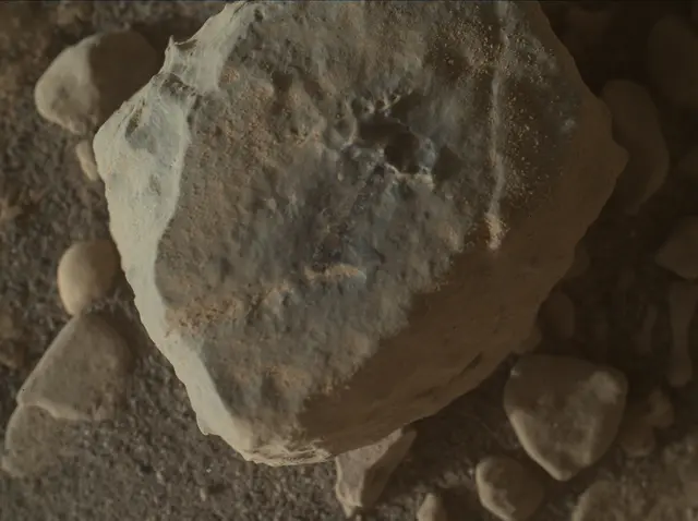 Sol 2608: Mars Hand Lens Imager (MAHLI)