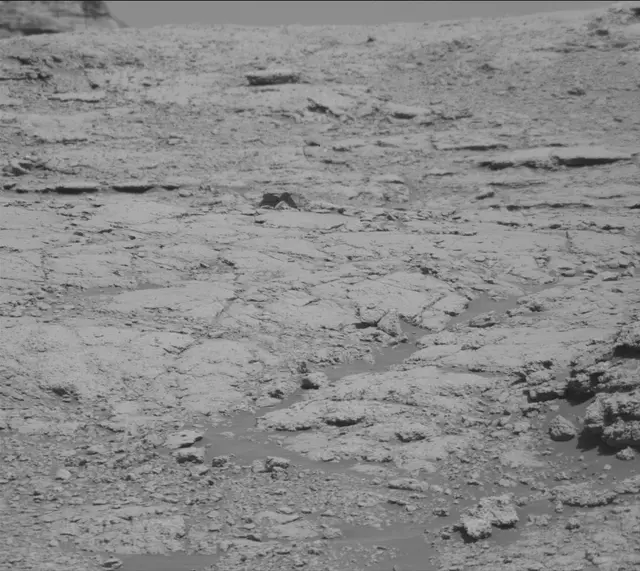 Sol 2609: Mast Camera (Mastcam)