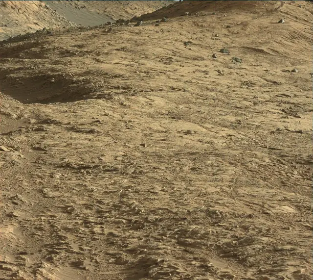 Sol 2611: Mast Camera (Mastcam)