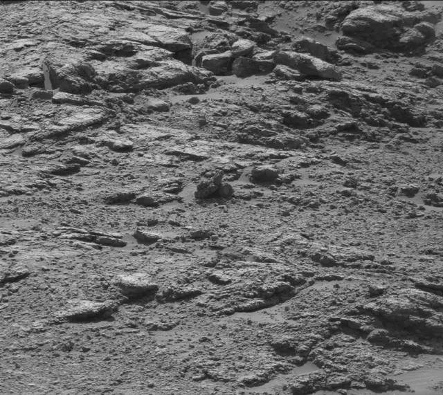 Sol 2611: Mast Camera (Mastcam)