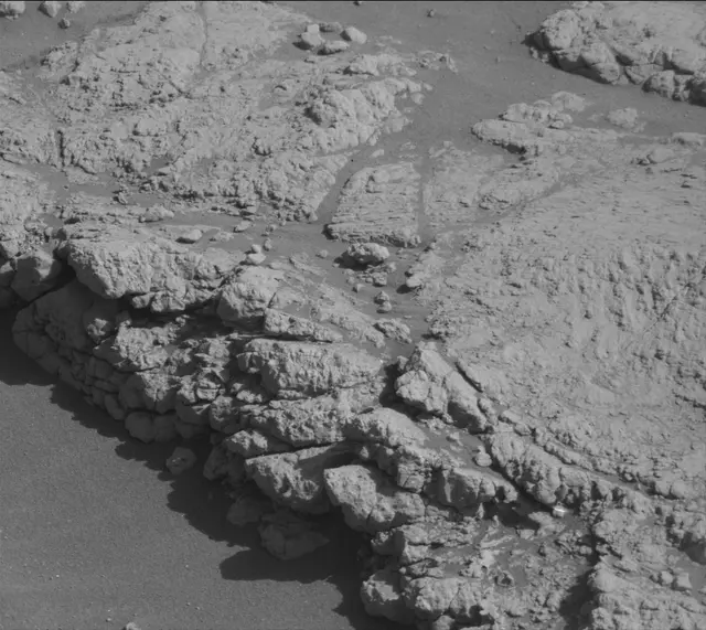 Sol 2611: Mast Camera (Mastcam)