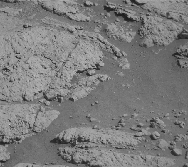 Sol 2611: Mast Camera (Mastcam)